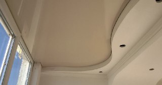 Натяжной потолок на балкон Ржев, цена 6240 руб.