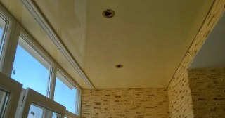 Натяжной потолок на балкон Ржев, цена 6240 руб.